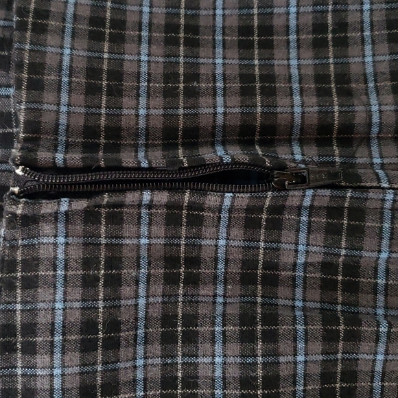 Cute gently worn No Boundaries blue & black plaid mini skirt size 11. Like new - Picture 4 of 5
